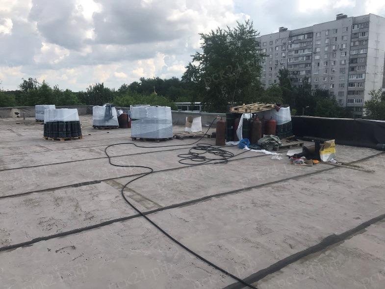 Устройство плоской кровли для открытой веранды: особенности и этапы